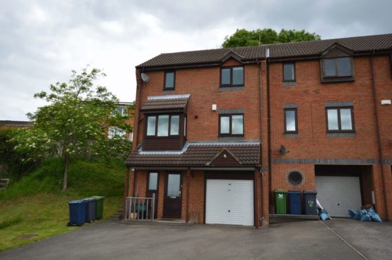 3 Bedroom Semi-Detac...